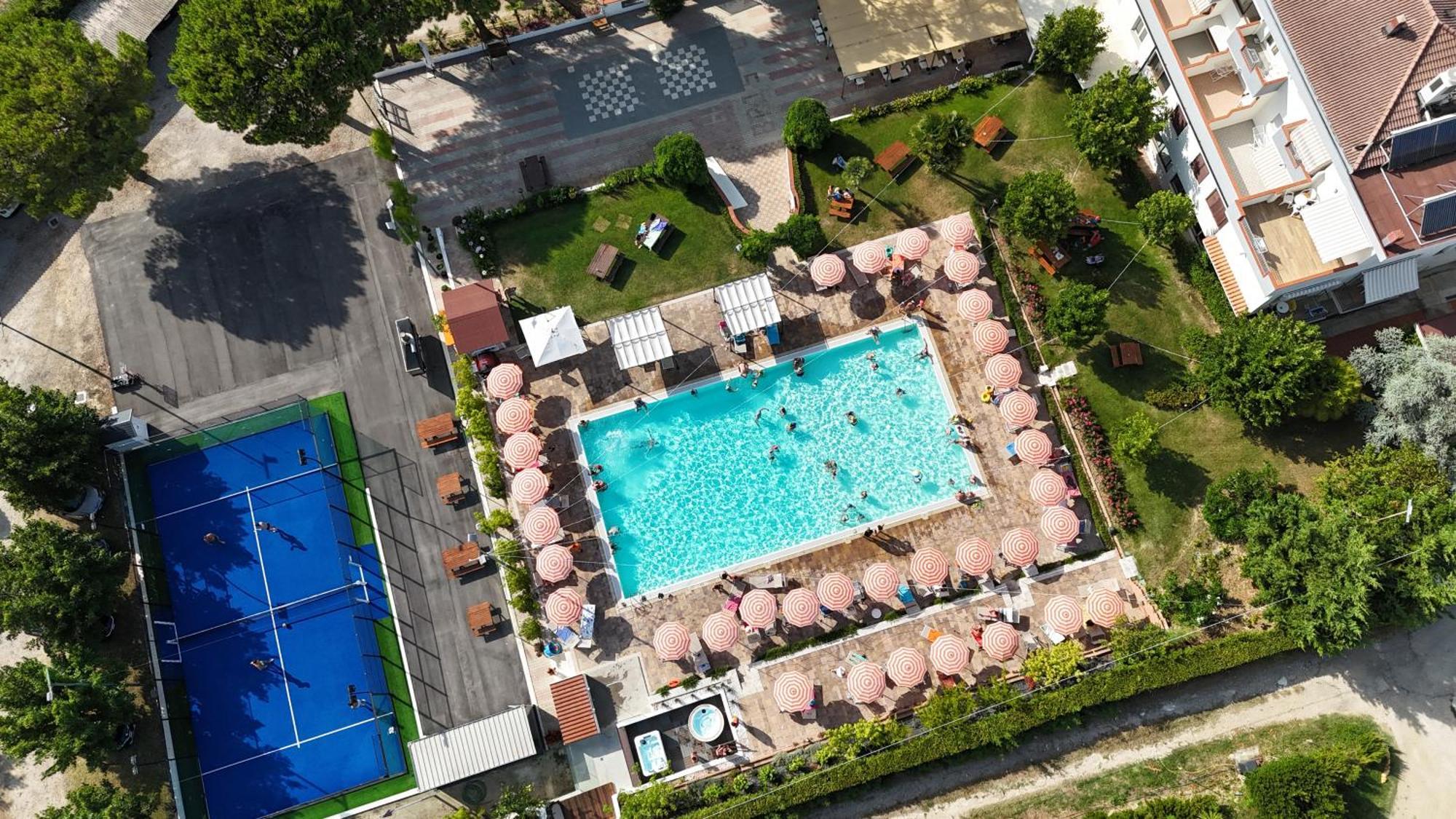 Pineto Resort エクステリア 写真